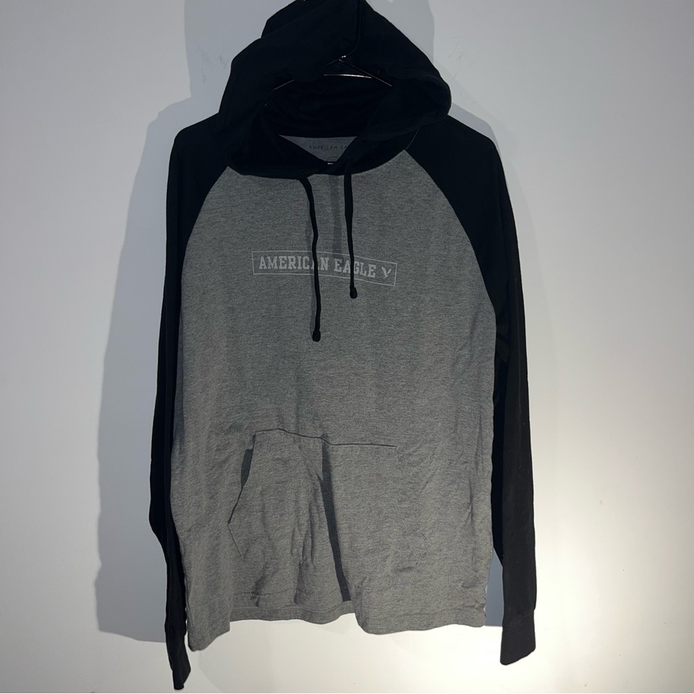 American Eagle Outfitters Size MD Raglan Hoodie